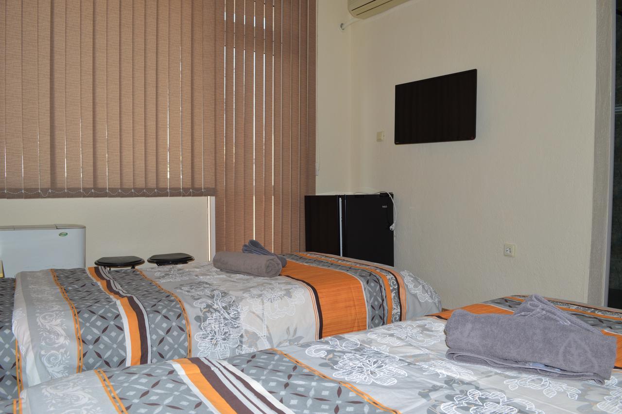 Dionis Hotel Petrics Kültér fotó