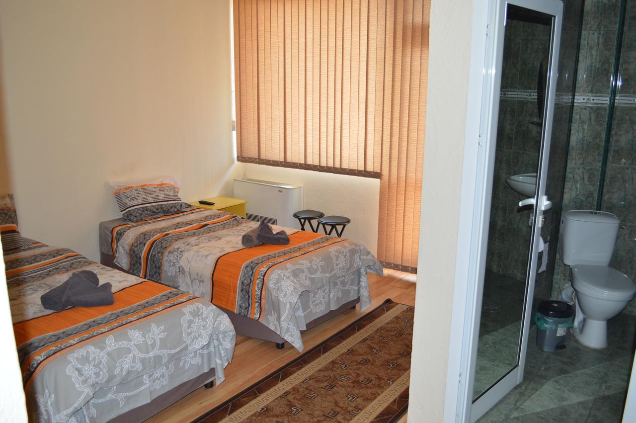 Dionis Hotel Petrics Kültér fotó