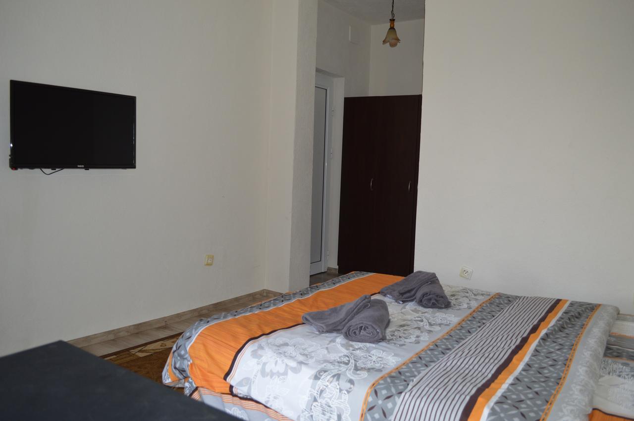 Dionis Hotel Petrics Kültér fotó
